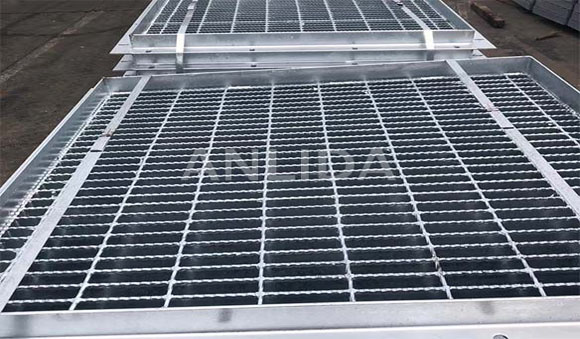 What Is a Bar Grating?
