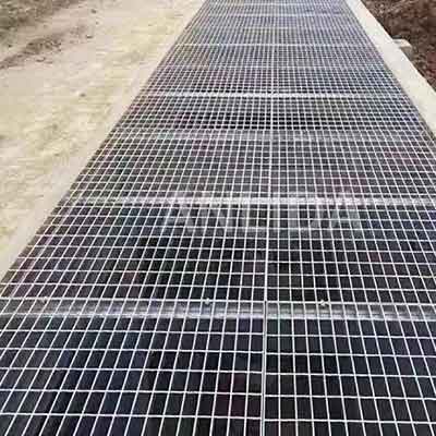 Metal Grating