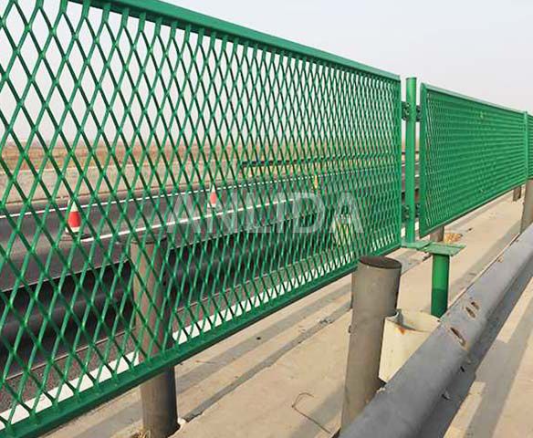 Expanded Metal Wire Mesh Fence