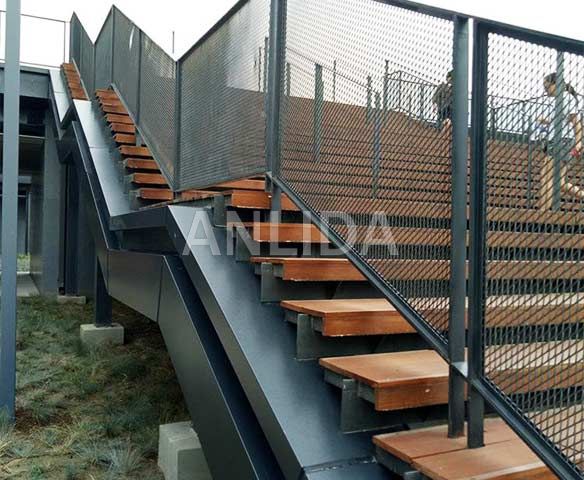 Expanded Metal Wire Mesh Fence