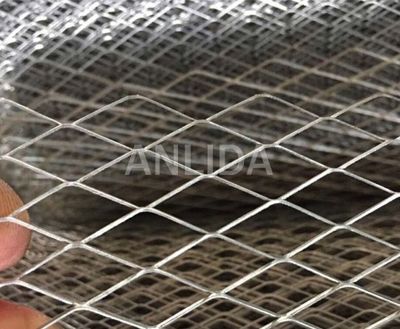 Expanded Metal Mesh for Rendering